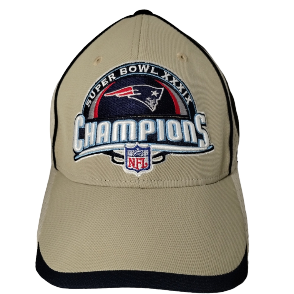 New England Patriots NFL Super Bowl XXXIX Champions ‘05 Locker Room Cap Hat New